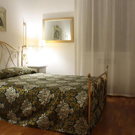 Appartamento Blu Centro Storico Болоня Екстериор снимка